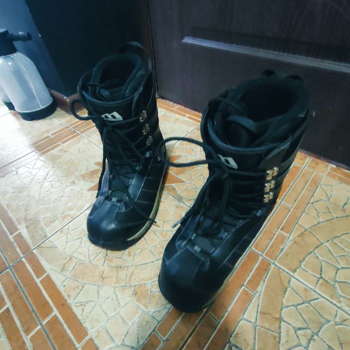 Сноуборд Head с креплением и ботинками