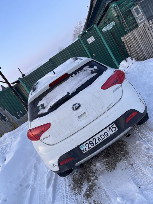 Продам  машину Lifan x 50