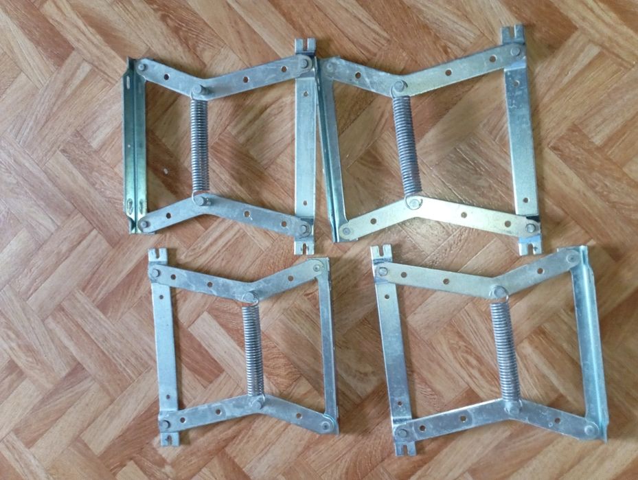 Подъемный механизм для дивана