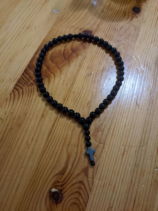 Броеница ръчно низана