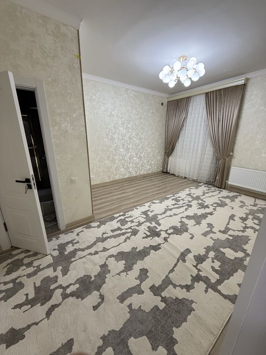 Экскаваторный томонда 4 хонали квартира сотилади. Очиқ жойи билан.