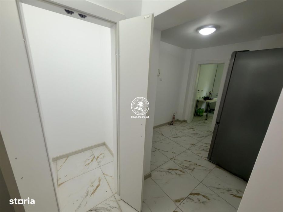 Apartament 3 camere, Dispecer, etaj intermediar