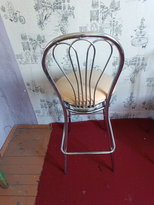 Продам барный стул