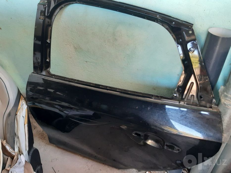 BYD chazor orqa chap taraf eshigi pataloq sidenya reminlari ham bor