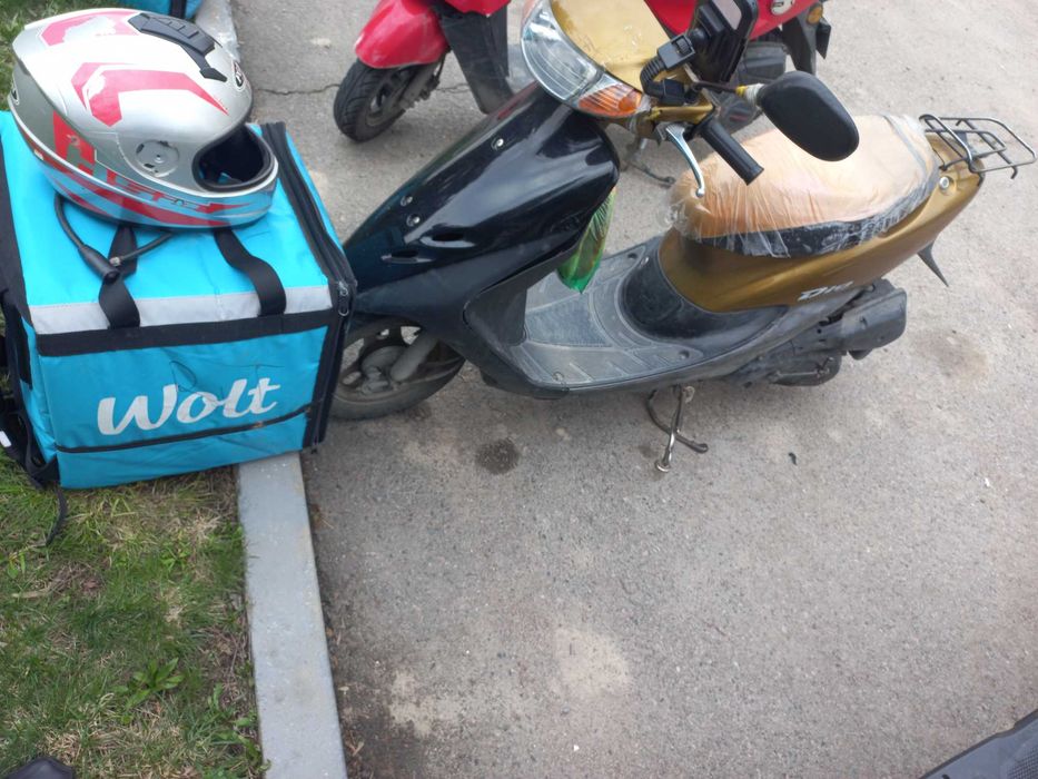 Японский мотоцикл Honda PIO.  Honda PIO Japanese motorcycle