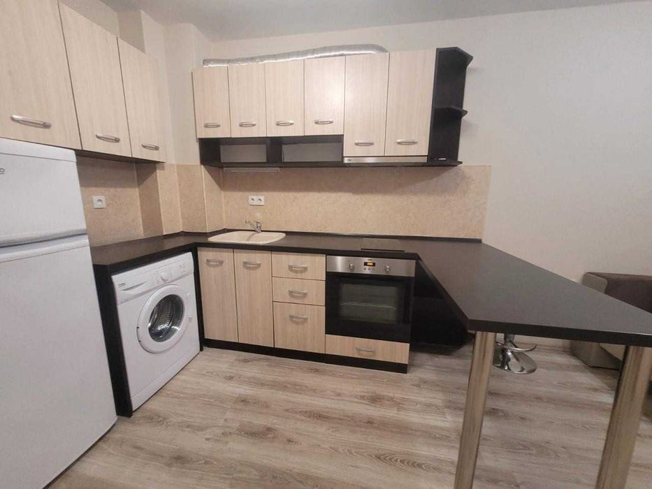 Продава се Двустаен апартамент в Пловдив, Южен - 52 кв.м за 1030 €/кв.м - Снимка #1