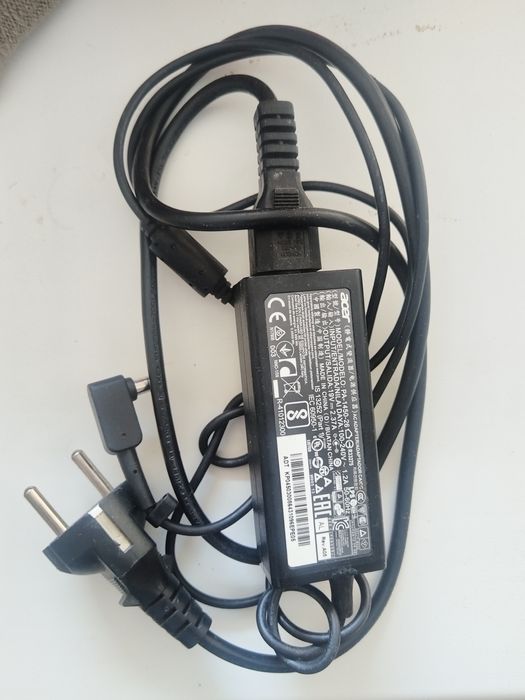 Продам зарядное устройство