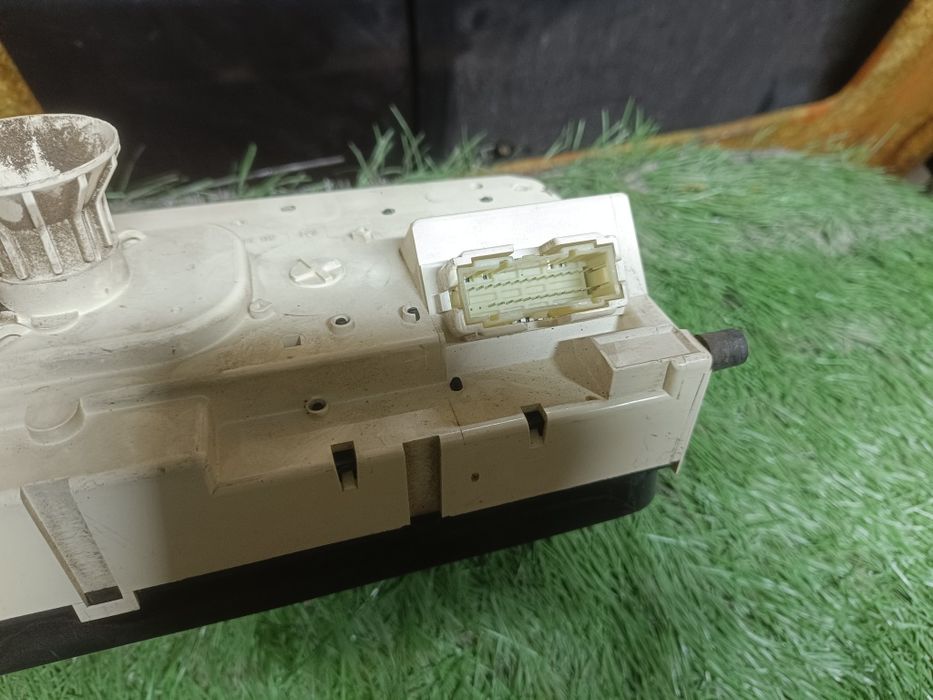 Щиток приборов Пассат б3