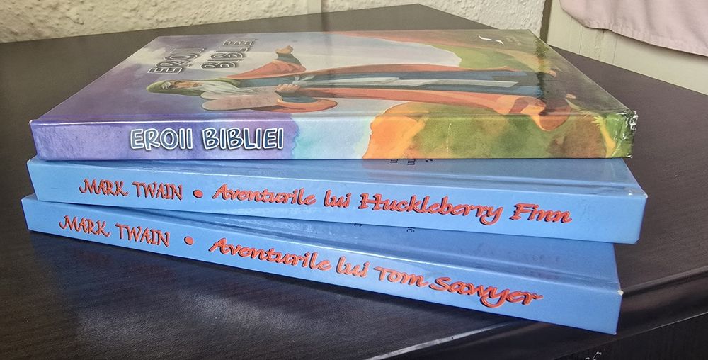 Set 3 cărți - 25 lei