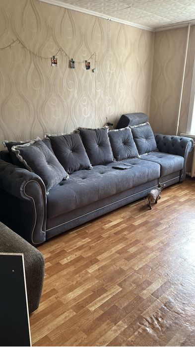 Срочно продам диван