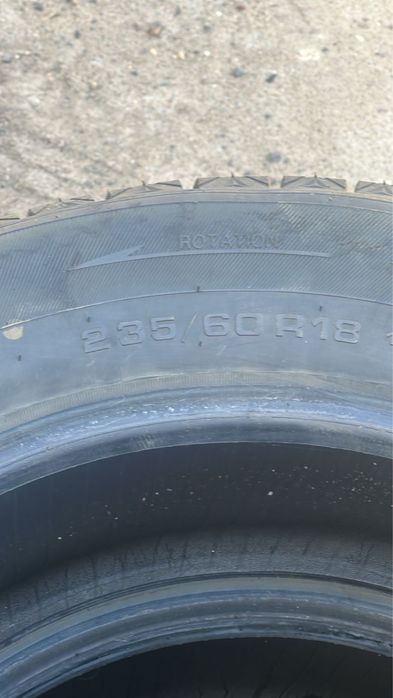 Продам в хорошем сос 235/60/18