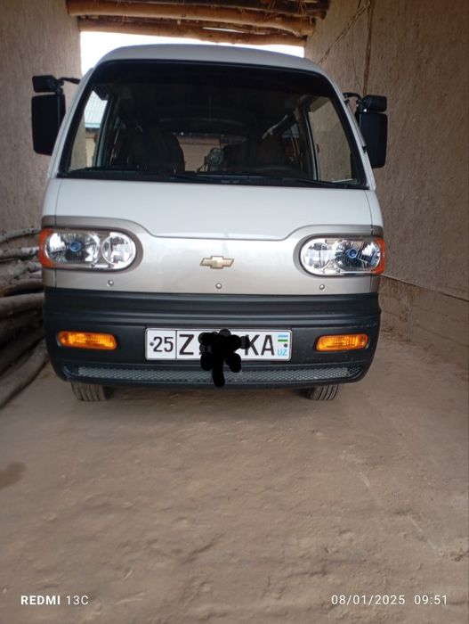 2022 yil damas Laboga barter