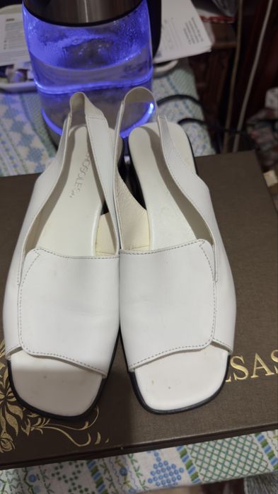 Белые басаножки кожа натуральная