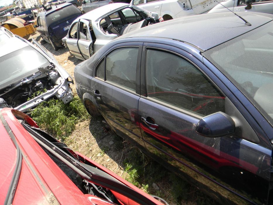 Dezmembrari Ford MONDEO Mk 3 (2000-2007) 2.0 16V Benzina