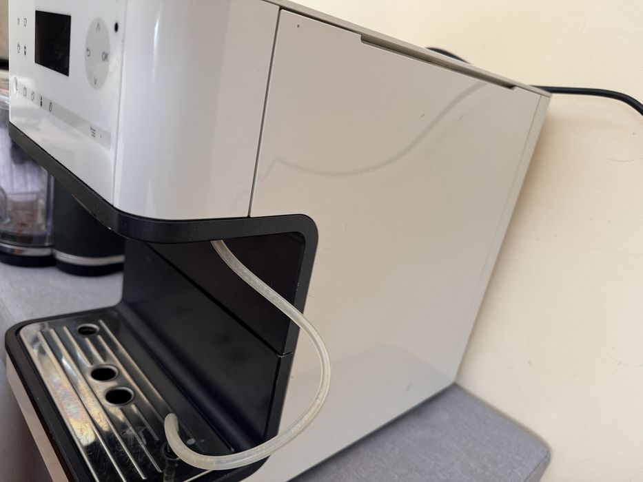 Aparat cafea Miele CM63 ,aprox 10.000 cafele
