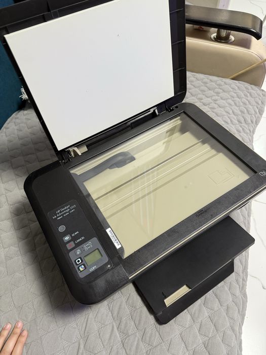 Цветной принтер HP  20 000 б/у