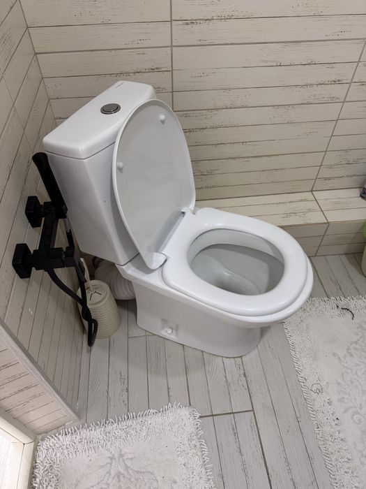 Продам унитаз, раковина