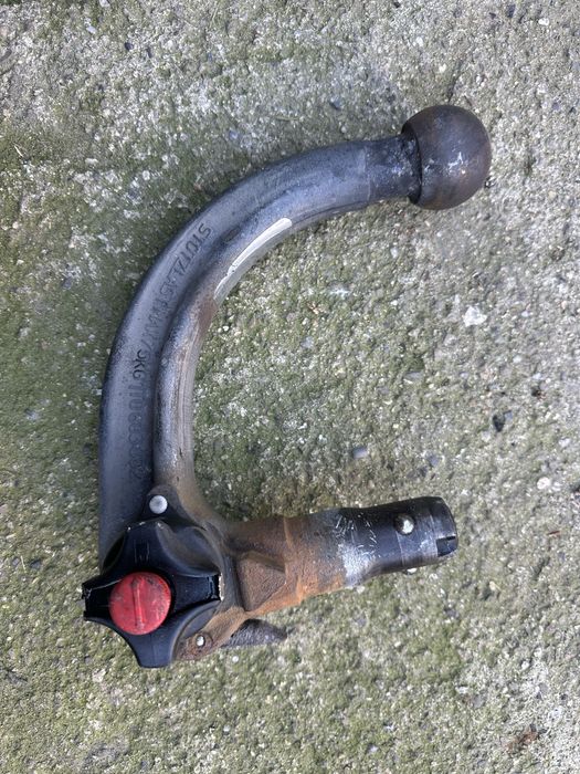 Теглич за vw touran