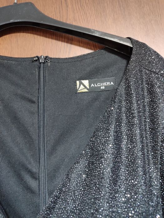 Rochie ,purtata o singura data ,mărimea 46