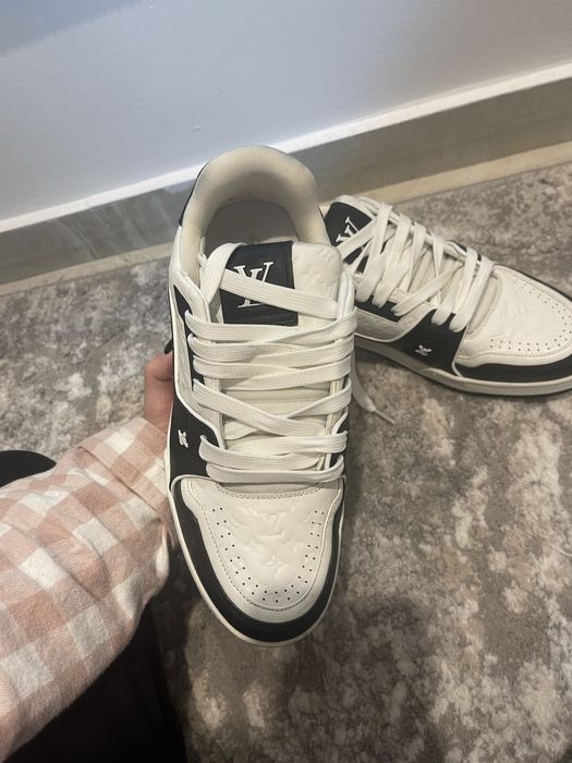 Sneakers barbati adidasi Louis Vuitton noi