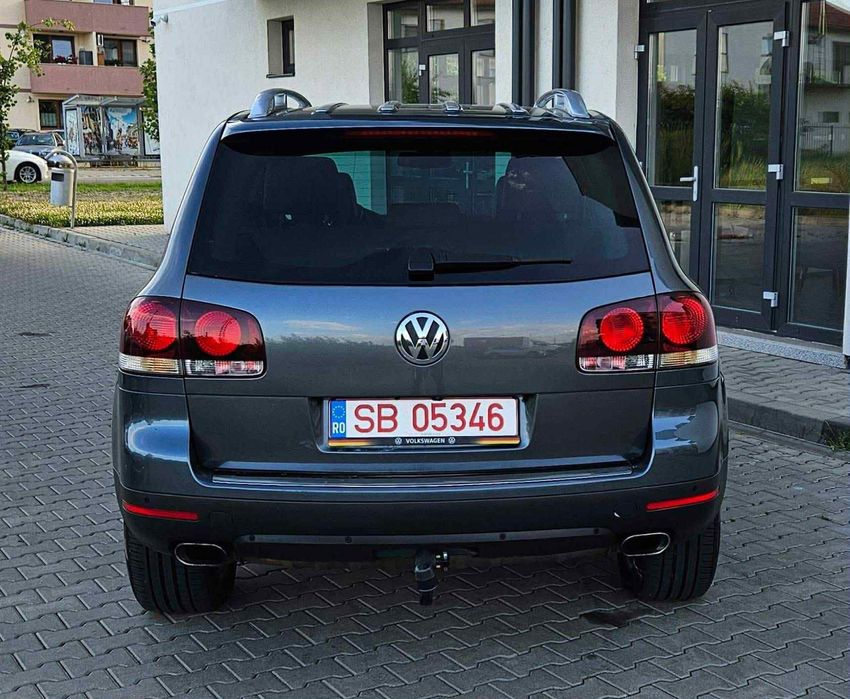 Vand sau schimb VW Touareg 4MOTION 3.0 TDI 2008