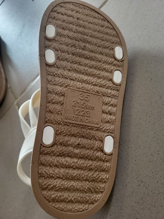 Сандалии детские