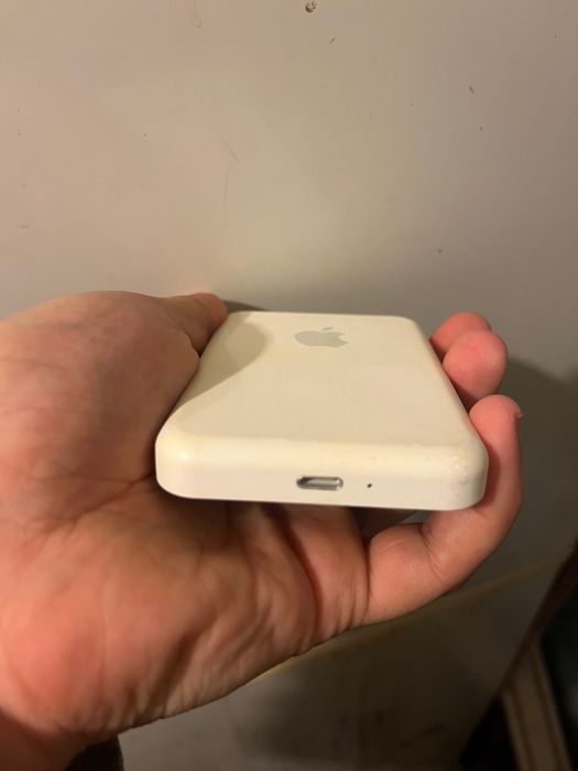 Беспроводная зарядка на айфон