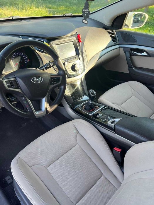 HYUNDAI i40 2013 — imagine 4