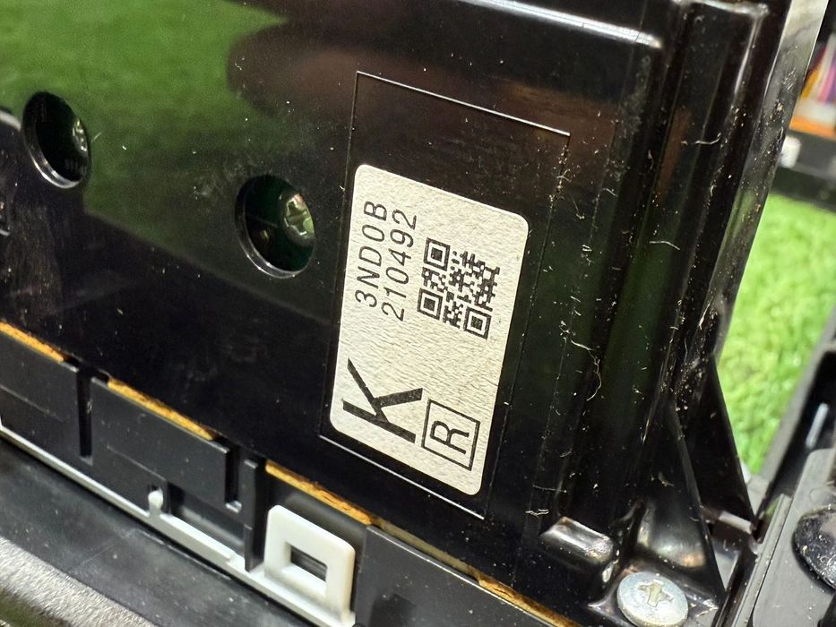 PANOU CENTRAL COMANDA CLIMA AUDIO NISSAN LEAF EM57 ELECTRIC 2016 COD OEM 682603NLOA 687513NLOA 2011-2017