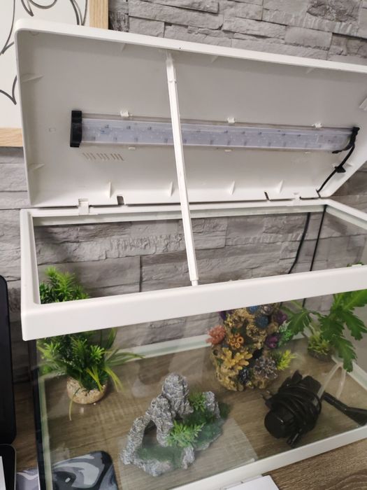 Acvariu/ Terariu 54 litri