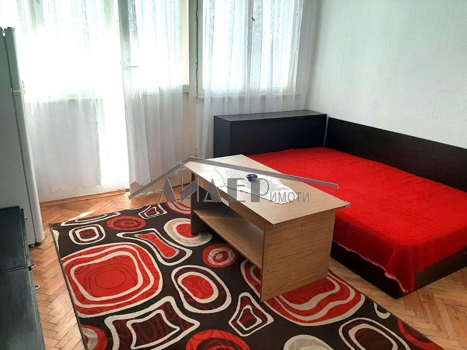 Продава се Едностаен апартамент в Пловдив, Център - 23 кв.м за 1827 €/кв.м - Снимка #1