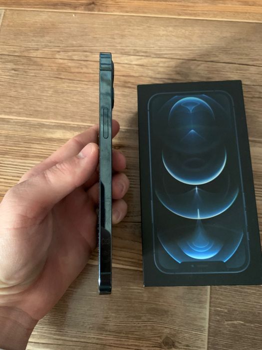 Айфон 12 про 256 в идеальном состоянии