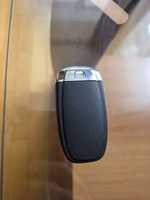 Vand cheie nouă originala Audi A4 B8,A5, A6,Q5,Q7