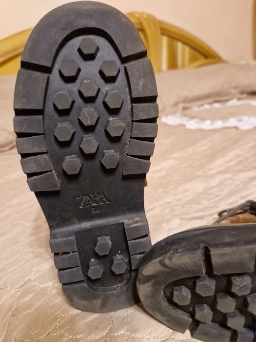 Vând ghete copii Zara mărimea 30