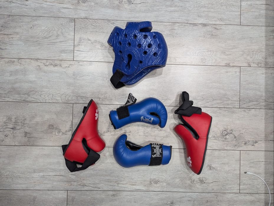 Спорт инвентарь 8-9 лет