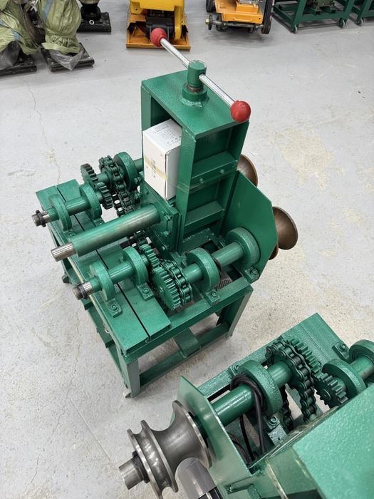 Трубогиб электрический