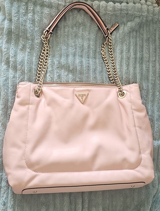 Оригинална дамска чанта Guess – като нова