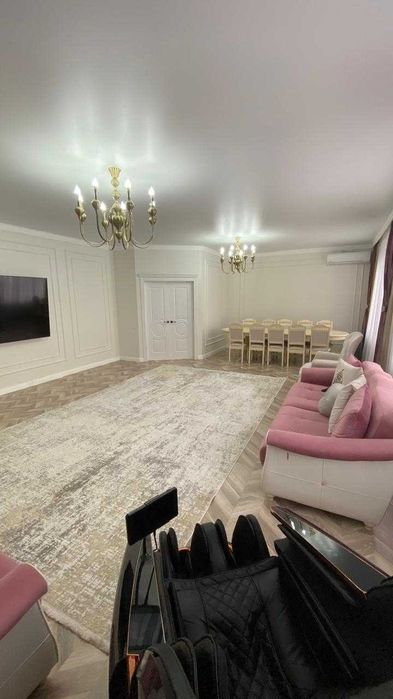 дом в жилом комплексе, видали?