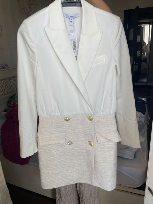 Шикарный кастюм воплощение элегантности