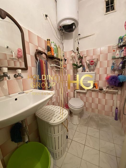 Продава се Тристаен апартамент в Варна, Център - 75 кв.м за 2267 €/кв.м - Снимка #9