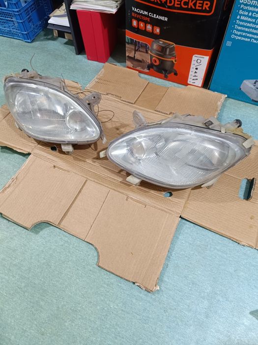 Faruri originale Smart Fortwo stânga+dreapta  stare bună
