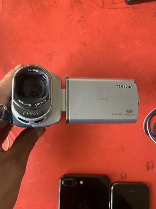 Camera sony sotiladi