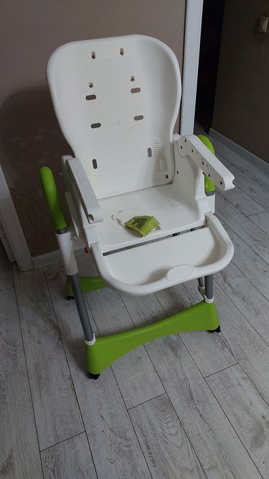 Детский стульчик-шезлонг Chitty