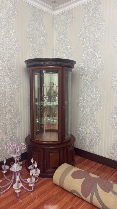 Сервант. в гостиную