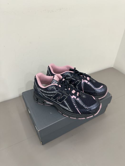 Кроссовки New Balance 1906R