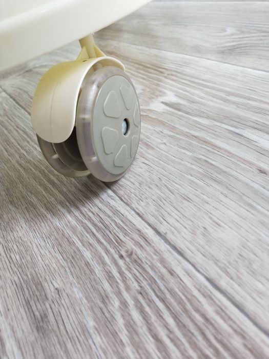 Ходунок с гелевыми колёсами