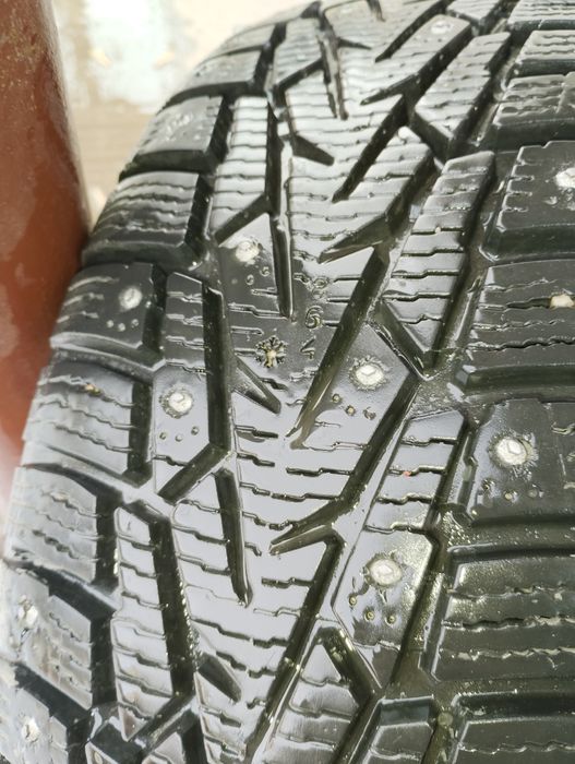 Зимние шины 185/65/R14
