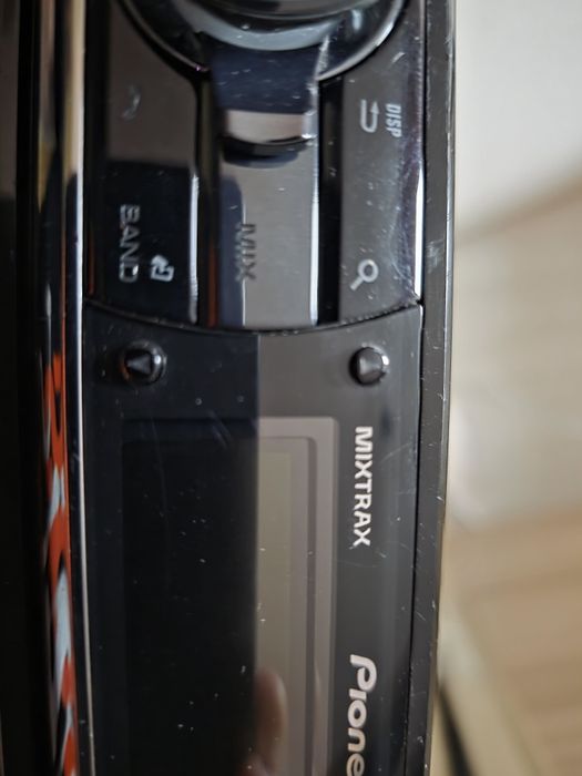Продавам Pioneer DEH-X9600BT