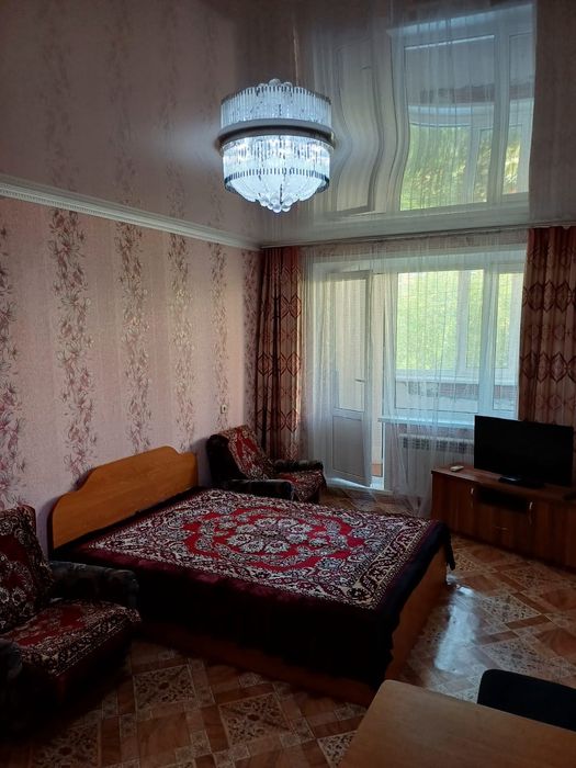 Продам 1-ком.кв.  8 мкр.