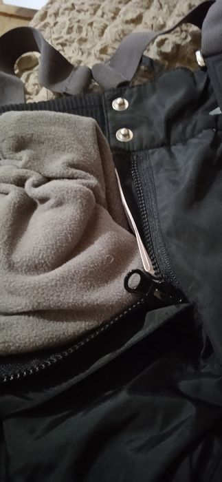 Продам новые утеплённые штанишки